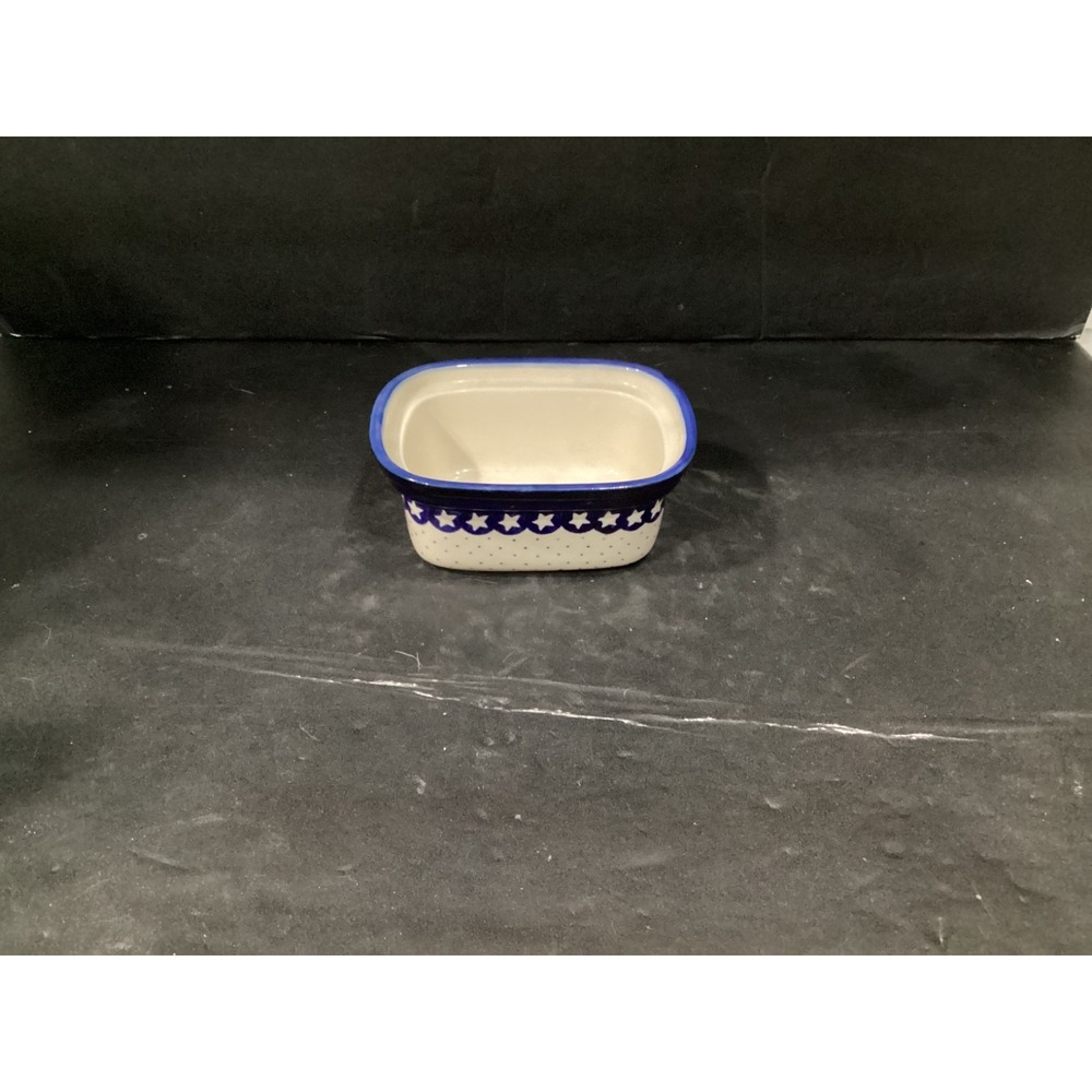 Boleslawiec Polish Pottery Casserole Dish Stars *